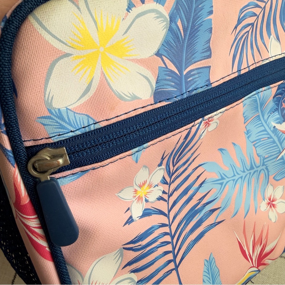 Pottery Barn Teen Color Changing Tropical Lunchbox Island Floral Pink Navy - Picture 8 of 11